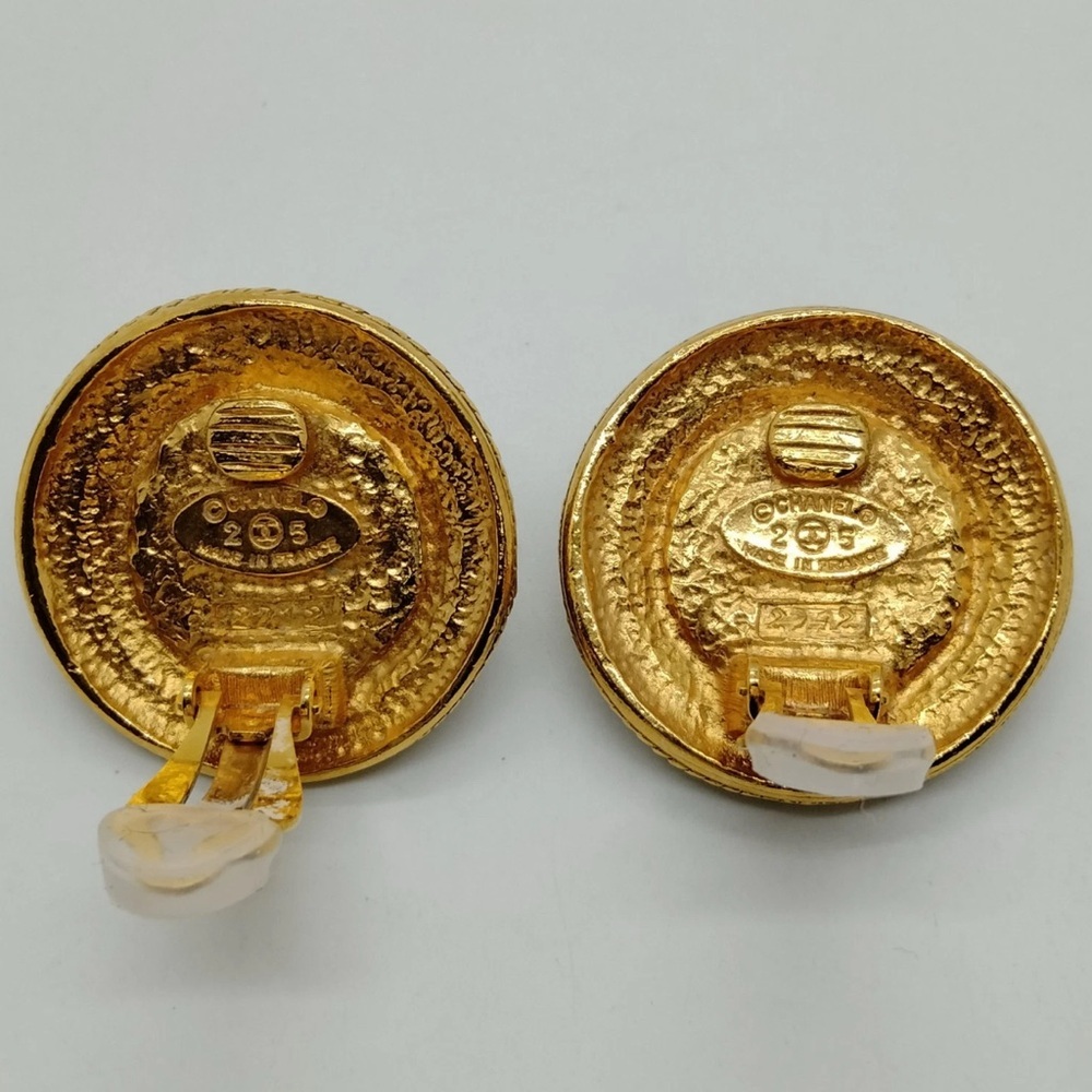 Chanel Blue Stone Clip On Earrings - Picture 5 of 10